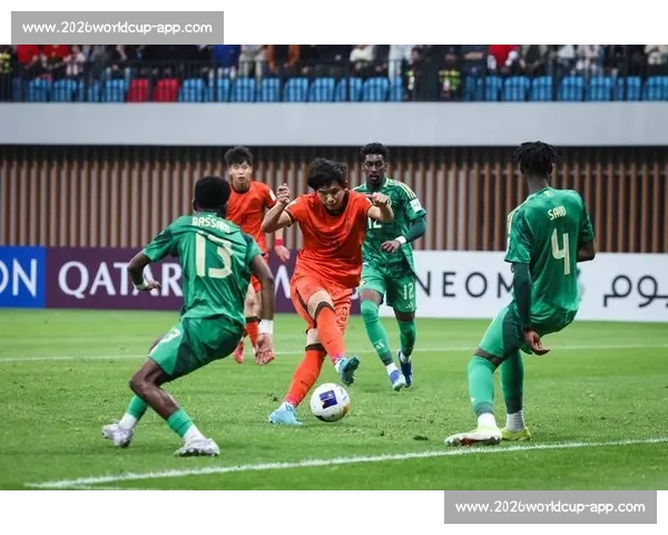 国青热身赛裁判争议凸显真刀真枪练兵 三分疲软成世青赛最大隐患