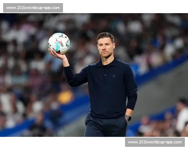 穆尼奥斯：师从皇马传奇，阿隆索点燃青春风暴